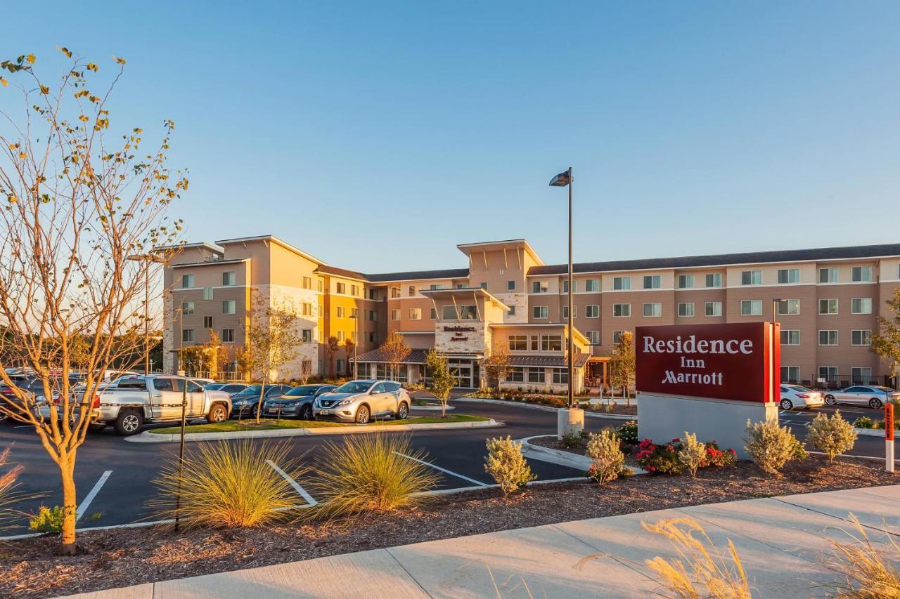 Residence Inn By Marriott Austin Airport מראה חיצוני תמונה