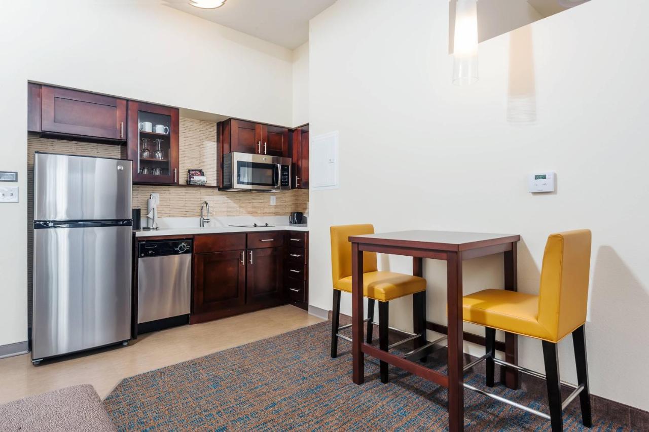 Residence Inn By Marriott Austin Airport מראה חיצוני תמונה